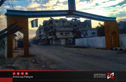 مخيم النيرب. لجنة التنمية تطالب بإعادة فتح الطريق الرئيسي