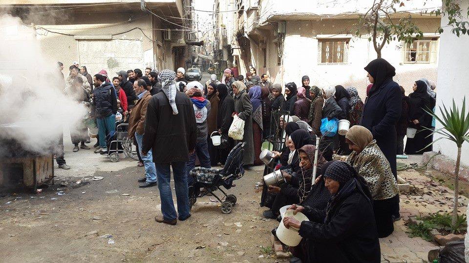 ناشطون فلسطينيون يطلقون حملة بعنوان" أنقذوا فلسطينيي سورية"