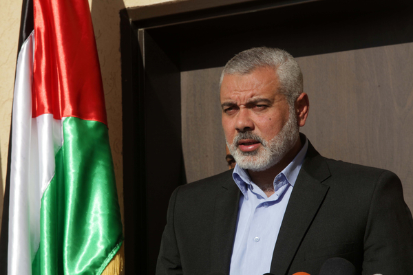 اسماعيل هنية يعد بإجراءات لحل قضية اللاجئين الفلسطينيين في قبرص