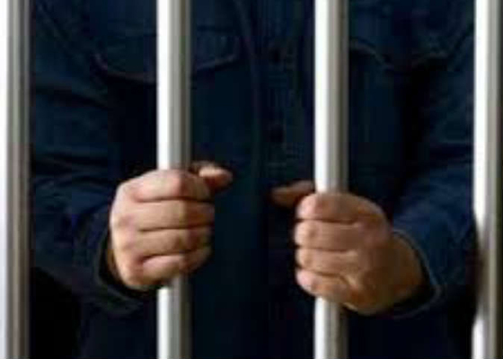 اعتقال أحد أبناء مخيم خان الشيح على حاجز صحنايا بريف دمشق 