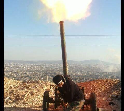 ناشطون : النظام السوري ينفث سموم الفتنة ببثه تسجيلات لما قيل أنه لمجندين فلسطينيين يقاتلون معه