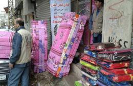 توزيع بعض المساعدات على عدد من العائلات الفلسطينية السورية في مخيم عين الحلوة